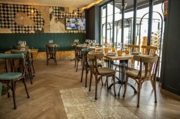 Restaurante ecuatoriano cerca de mí